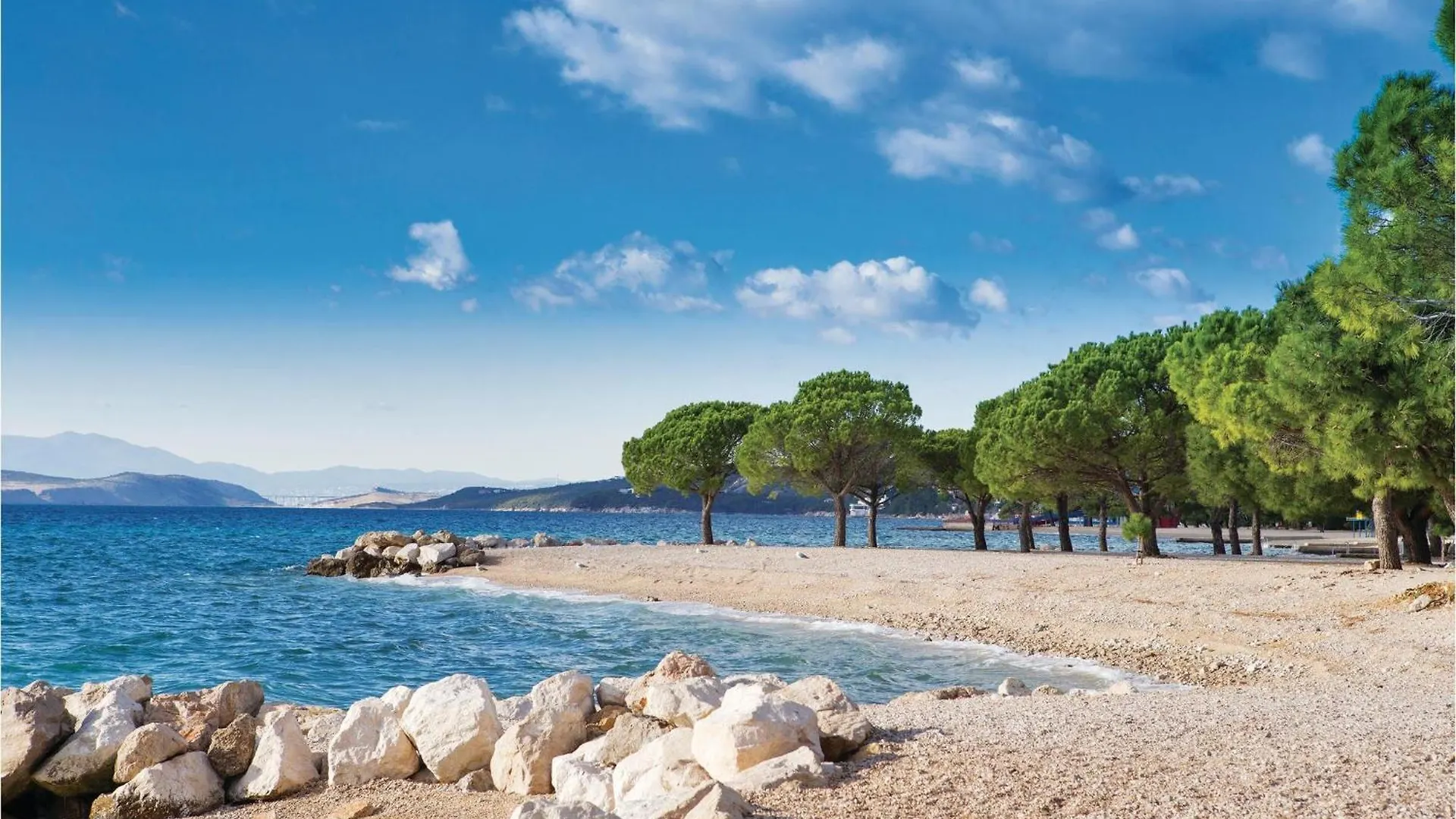 3 Bedroom Amazing Apartment In Crikvenica