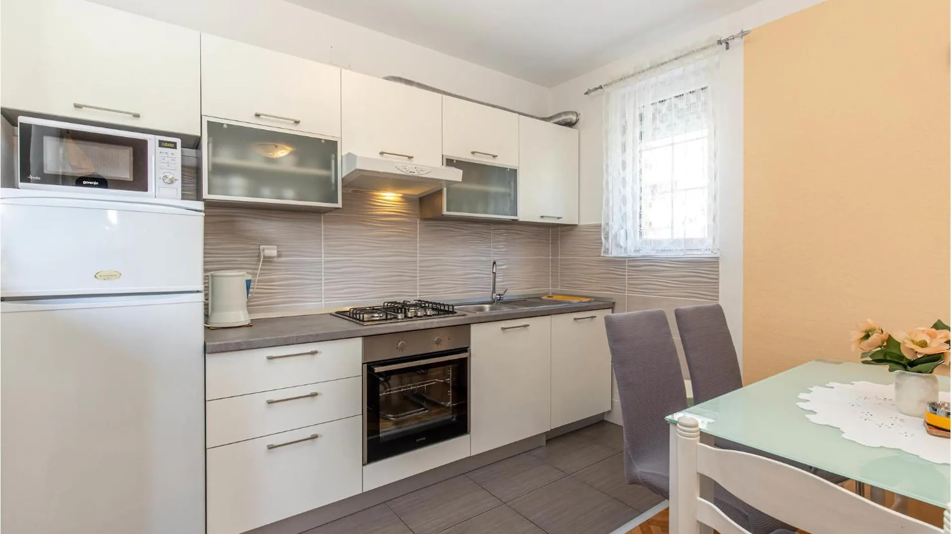 3 Bedroom Amazing Apartment In Crikvenica